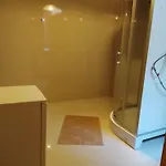 호스텔 -