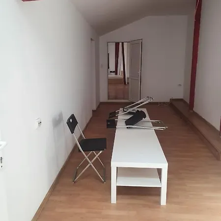 Hostel -