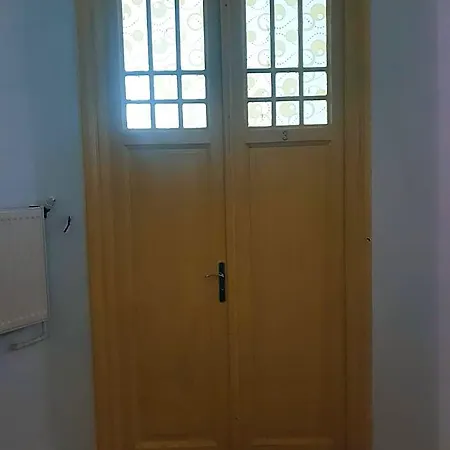 호스텔 -