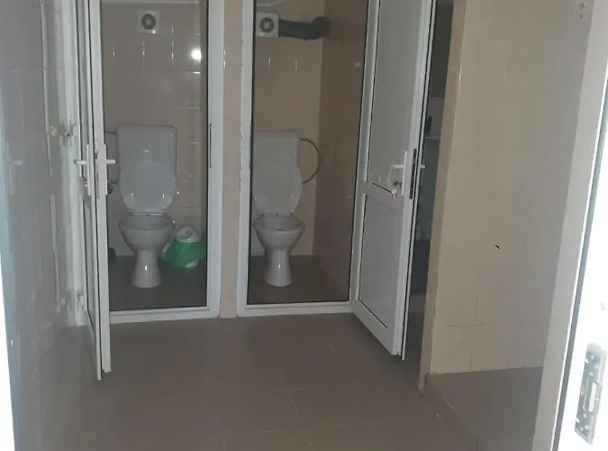 - Albergue Bucareste